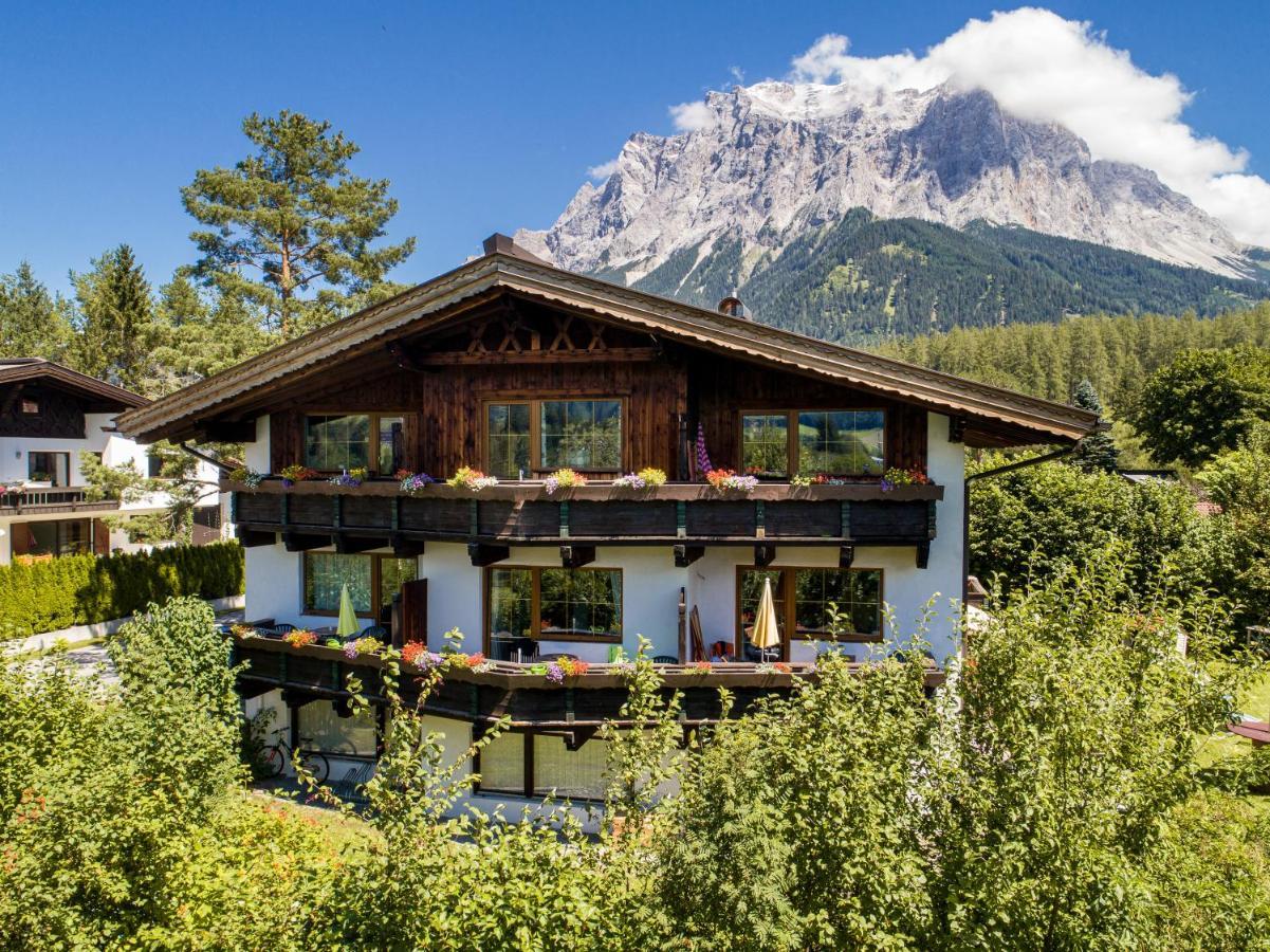Tyrol Appartements Ehrwald Esterno foto