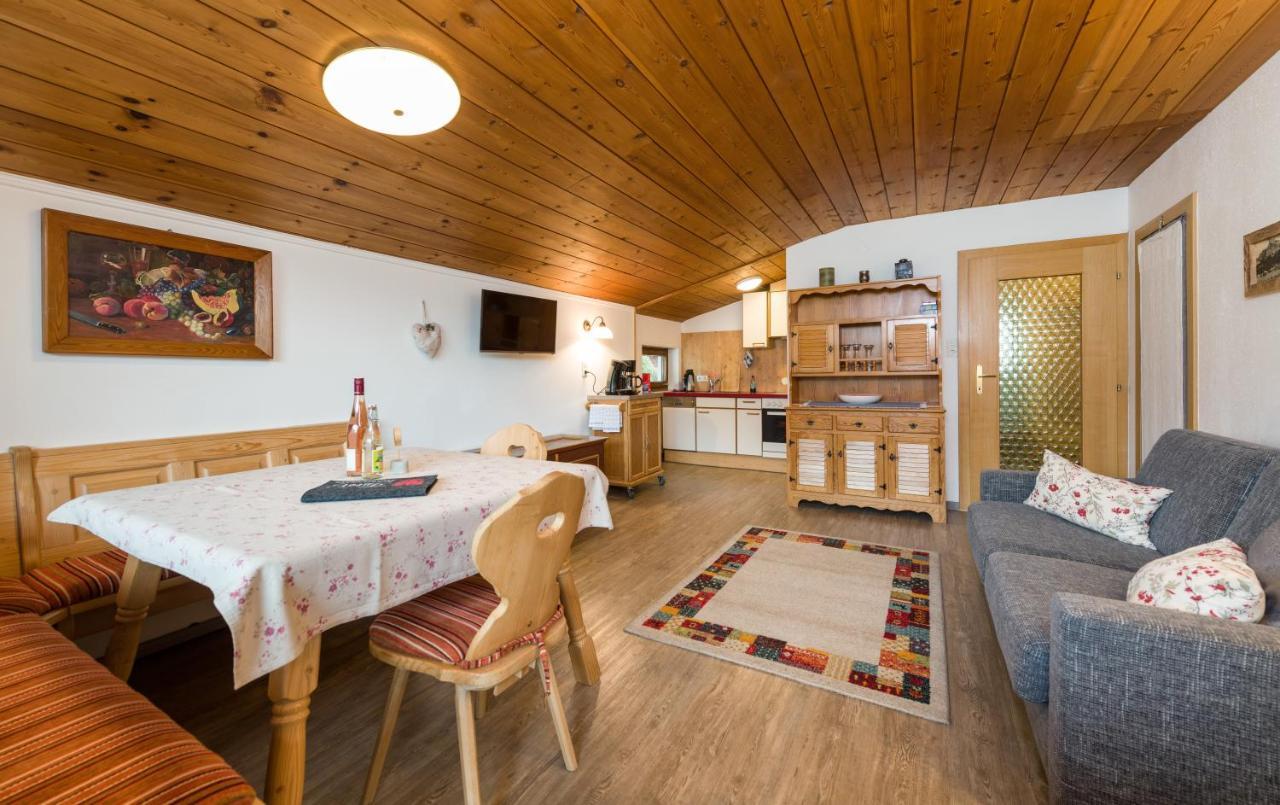 Tyrol Appartements Ehrwald Esterno foto