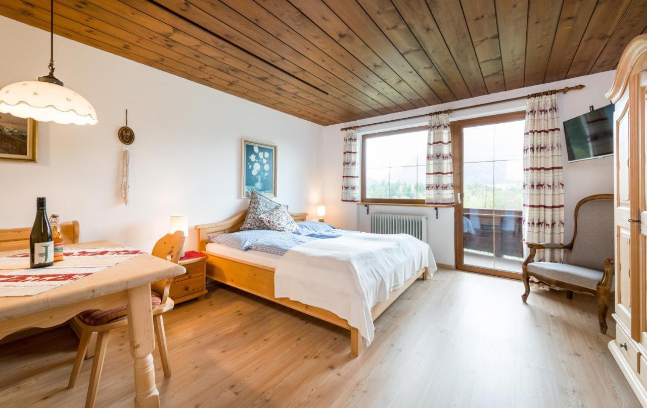 Tyrol Appartements Ehrwald Esterno foto
