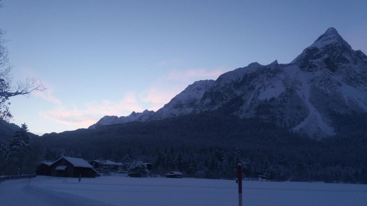 Tyrol Appartements Ehrwald Esterno foto