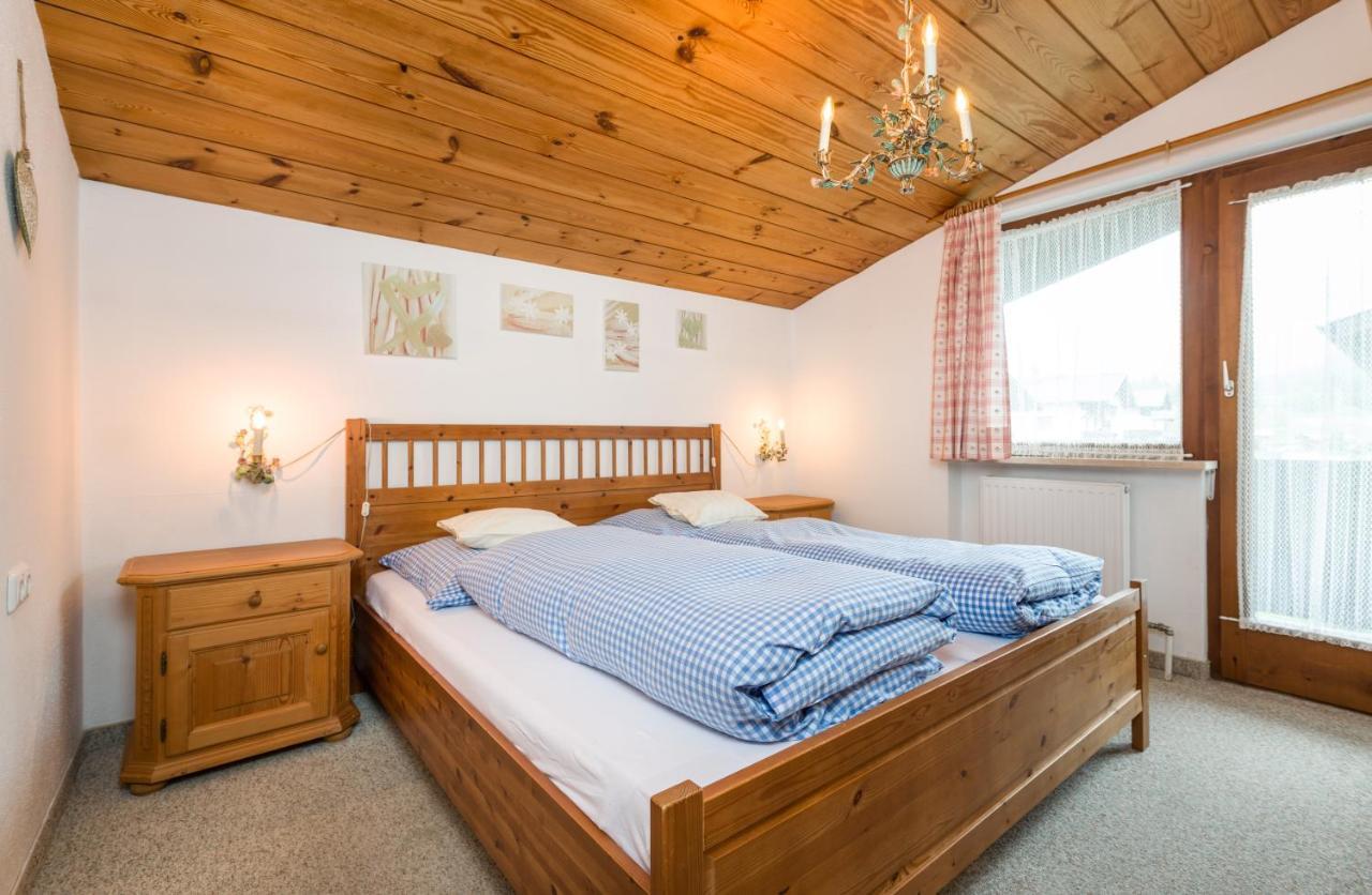 Tyrol Appartements Ehrwald Esterno foto