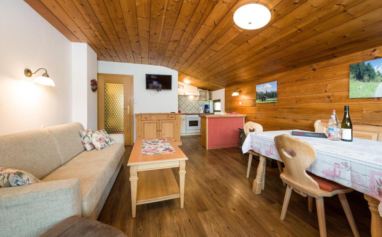 Tyrol Appartements Ehrwald Esterno foto