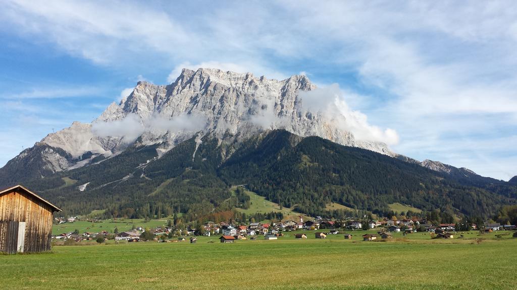 Tyrol Appartements Ehrwald Esterno foto